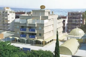 UNSERE SCHULE DQ MARBELLA 01
