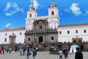 OUR SCHOOL IN QUITO DQ 06